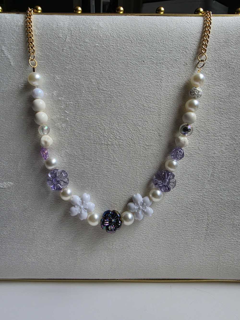 Lavender & White Floral Pearl Statement Necklace - Unbranded - Picture 8 of 9
